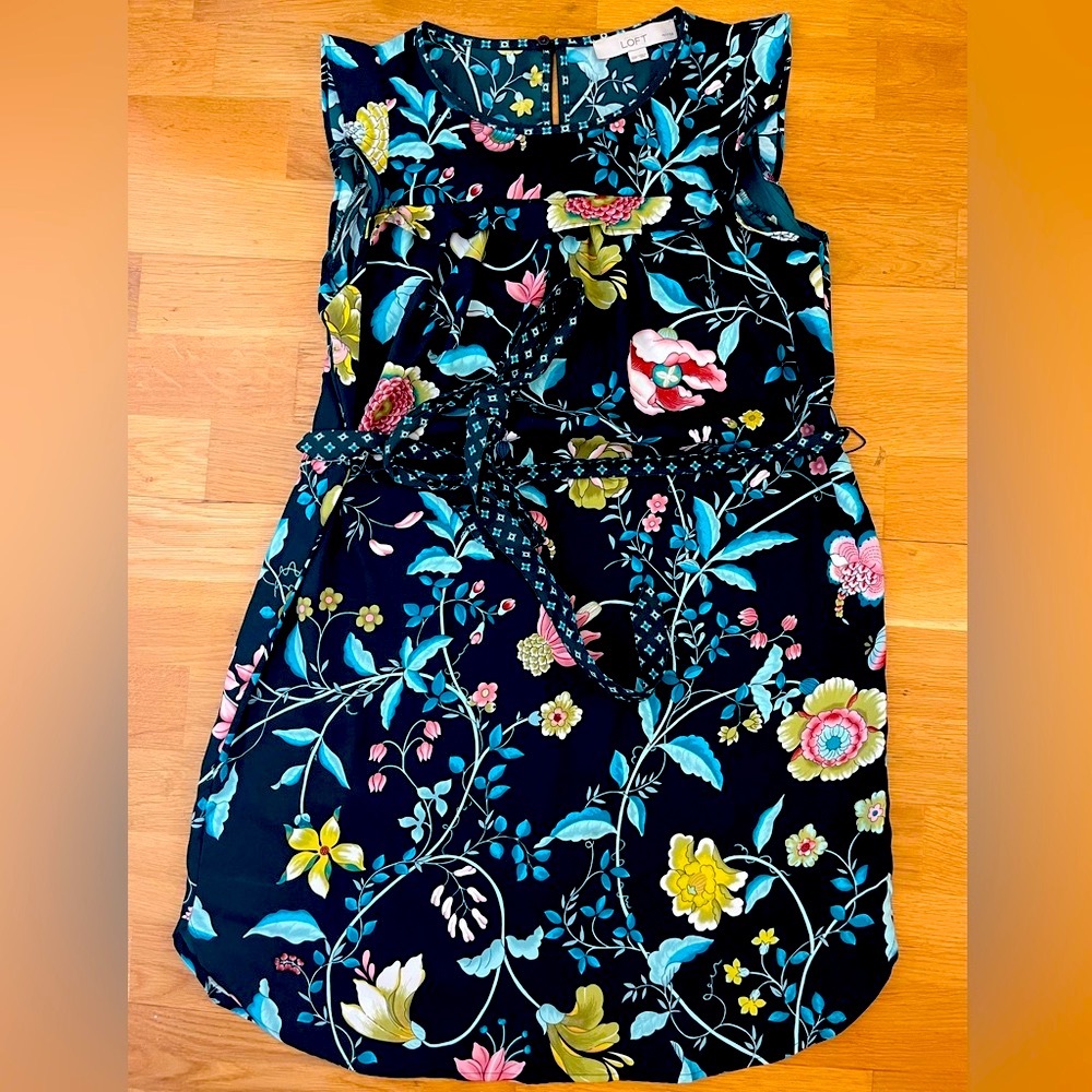 LOFT Green Pink Yellow Sleeveless Sundress white lotus resort style